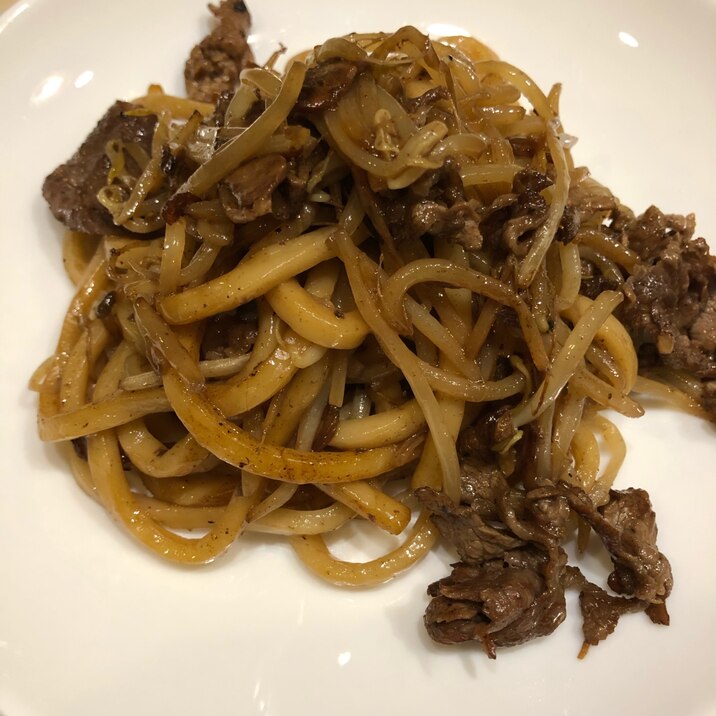 ホットプレートで鉄板焼き♡シメの焼うどん